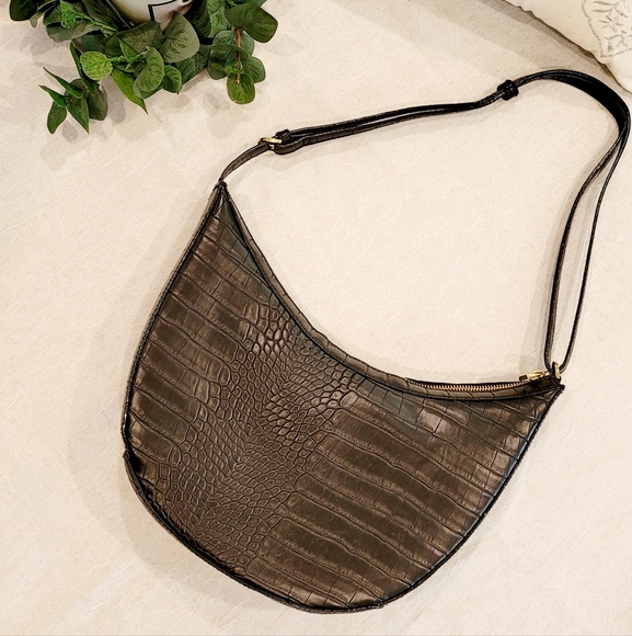 Purse - Picture 2 of 8